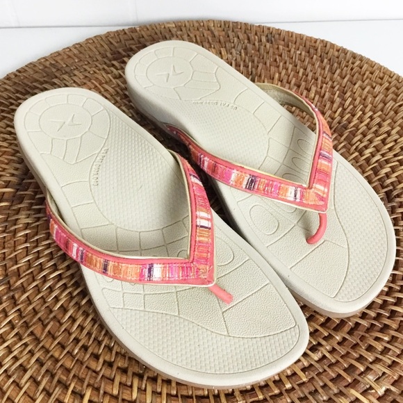 Aetrex Jules Thong Sandal - Red Beaded Shoes Size 5 Arch Support - Picture 1 of 3